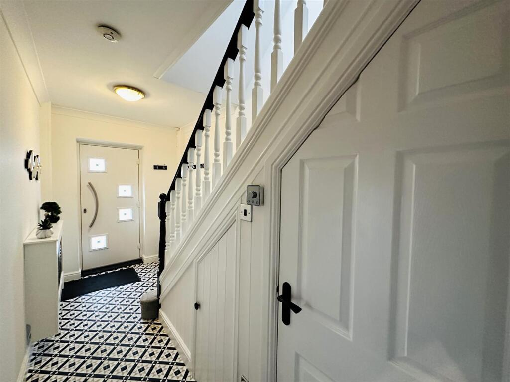 hall .jpg