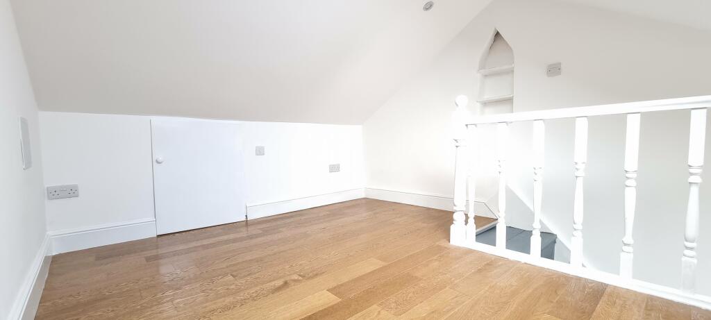 Loft(1)
