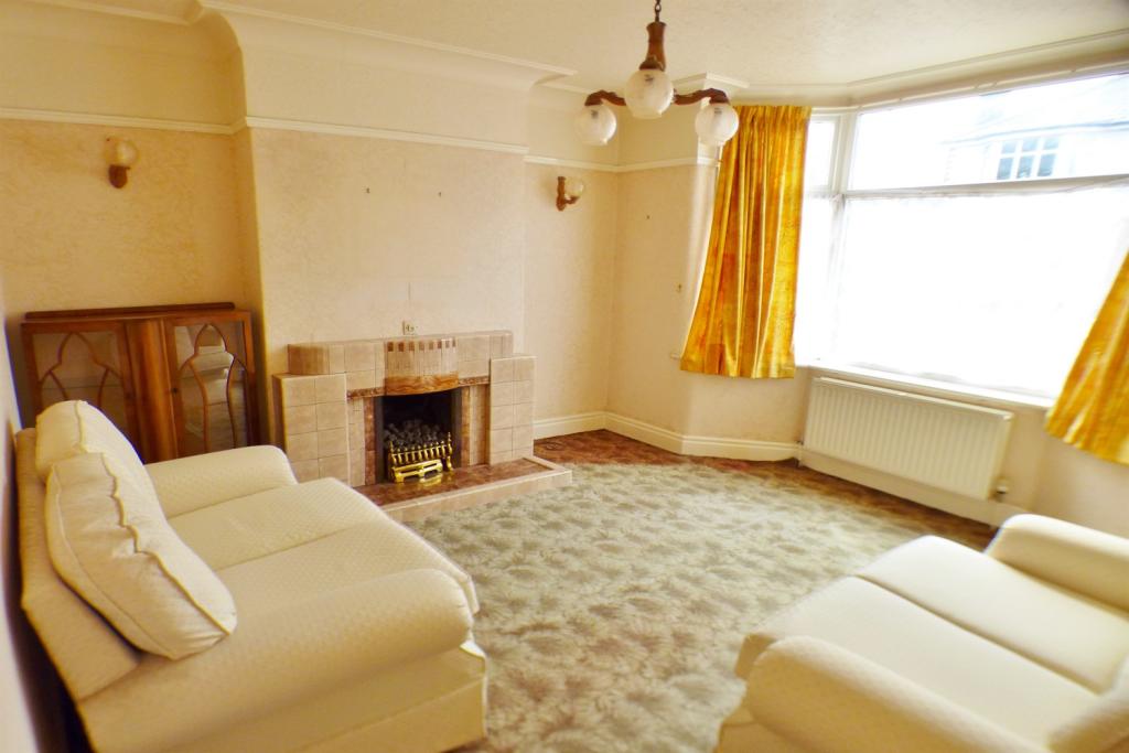 Lounge 1