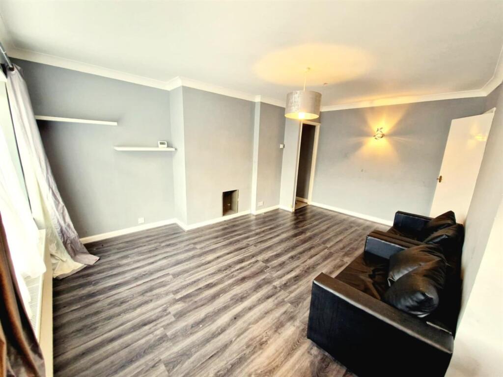 lounge3.jpeg