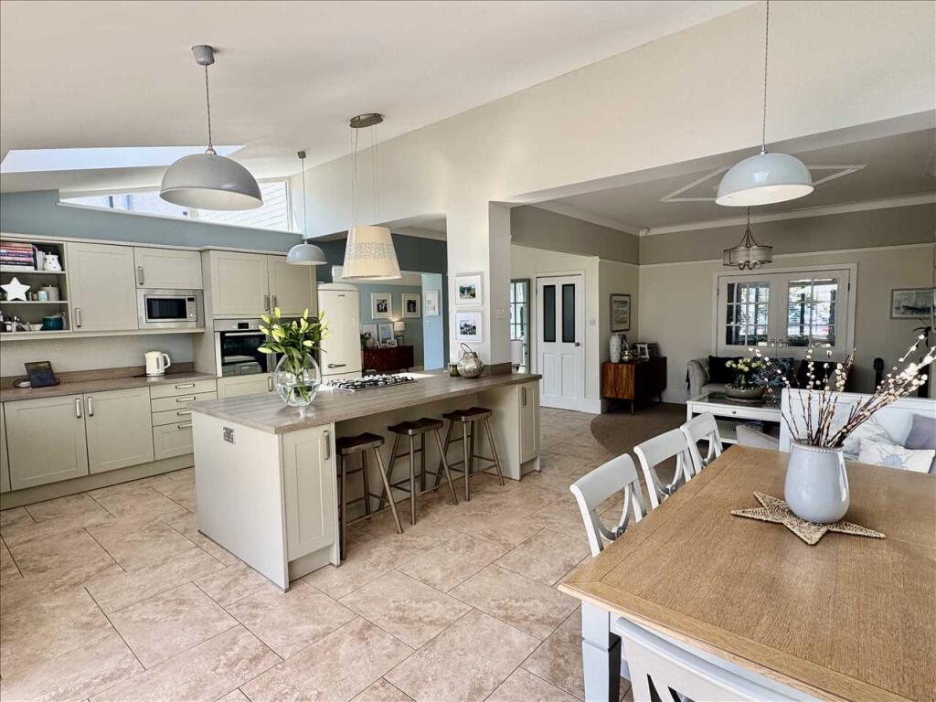 LIVING DINING