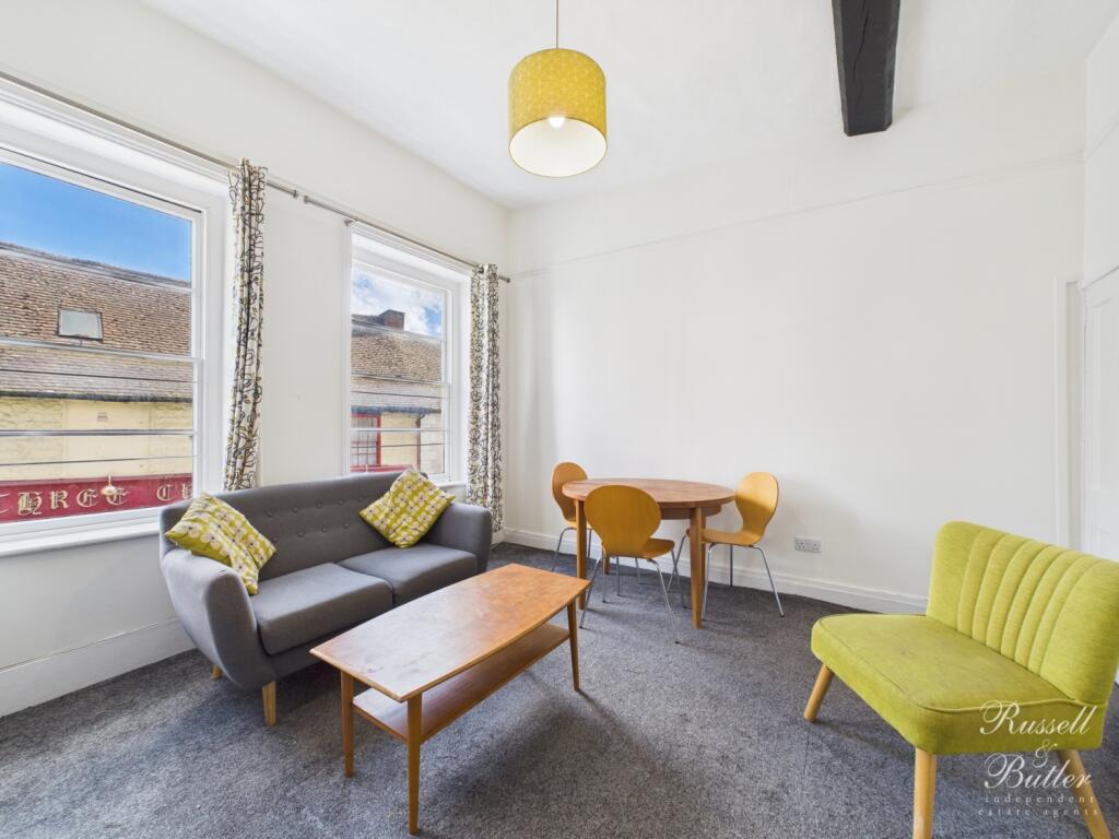 CAM01995G0-PR0369-STILL005