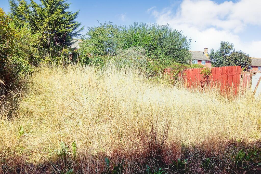 32 Berry Close, Exmouth, Devon EX8 2PT