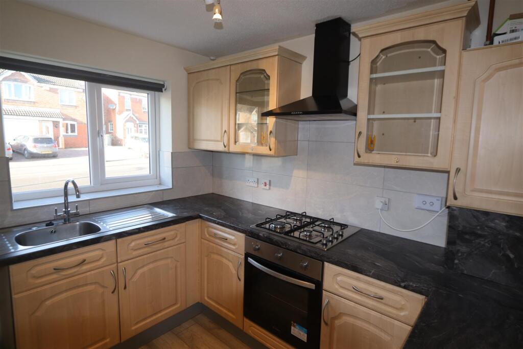 Kitchen 1.JPG