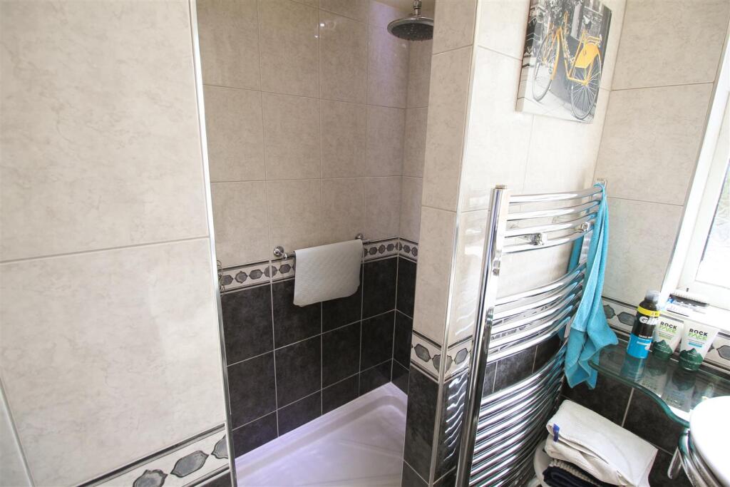 Shower.jpg