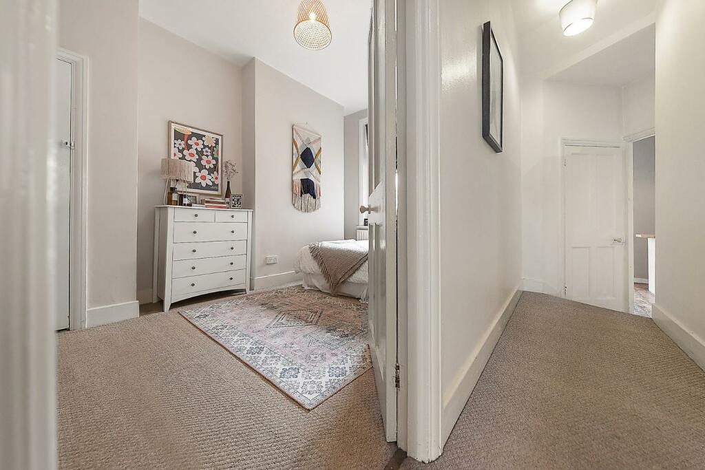 Hallway.jpg
