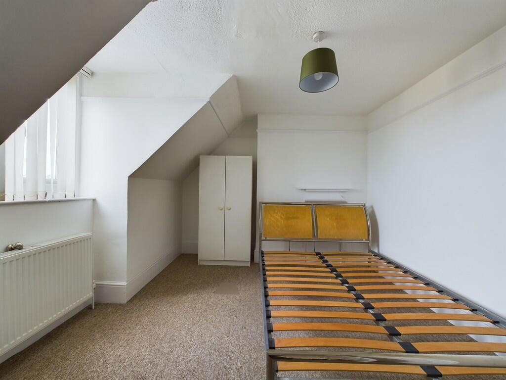 CAM03519G0-PR0018...