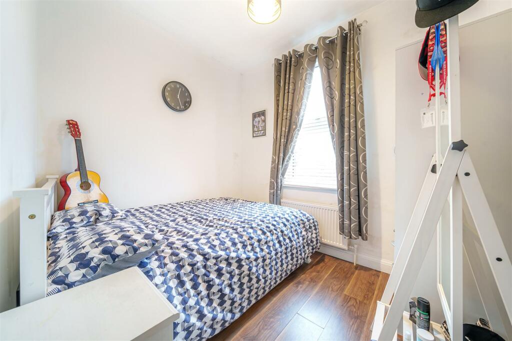Bedroom 3.JPG