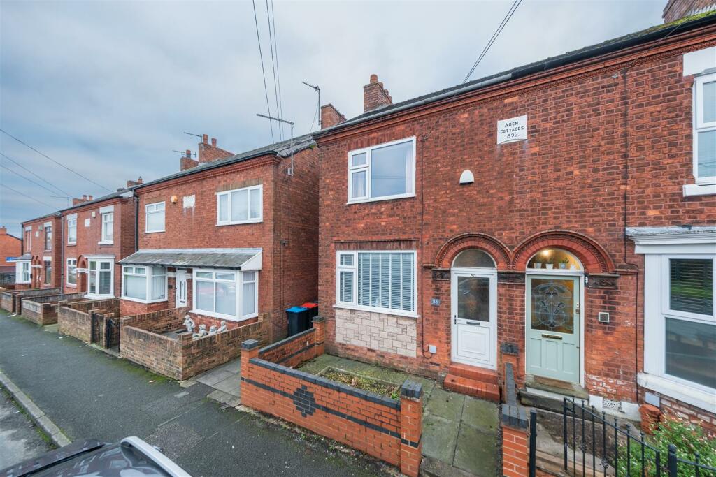 85 Gladstone Street-036.jpg