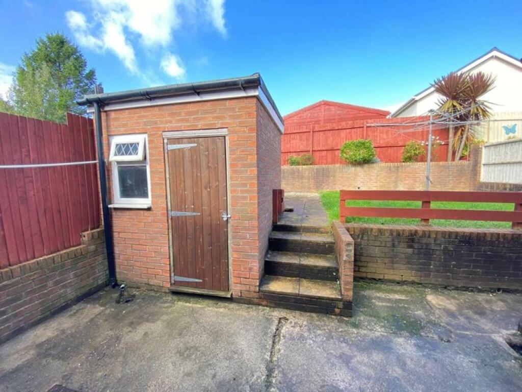 PRI10425_25