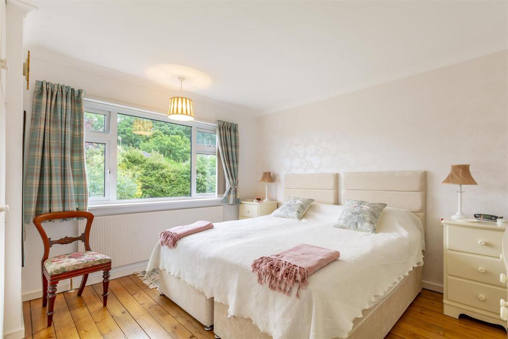 Bed 2 (2)-HDR copy.jpg