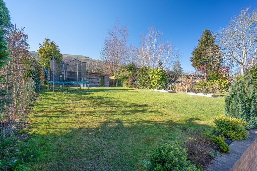 Raised rear lawn