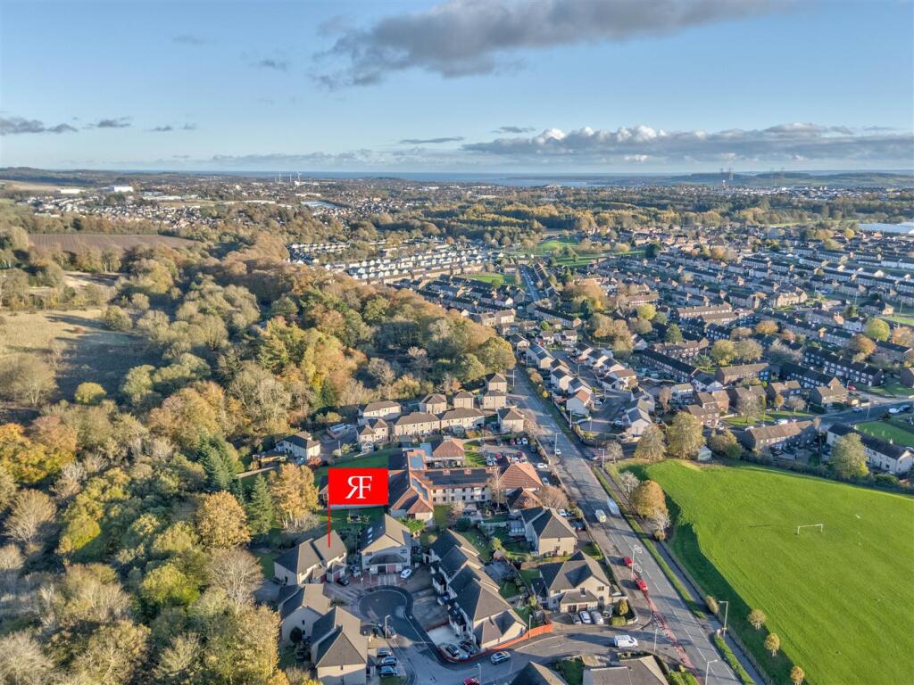 13 Harestane grove Dundee-3.JPG