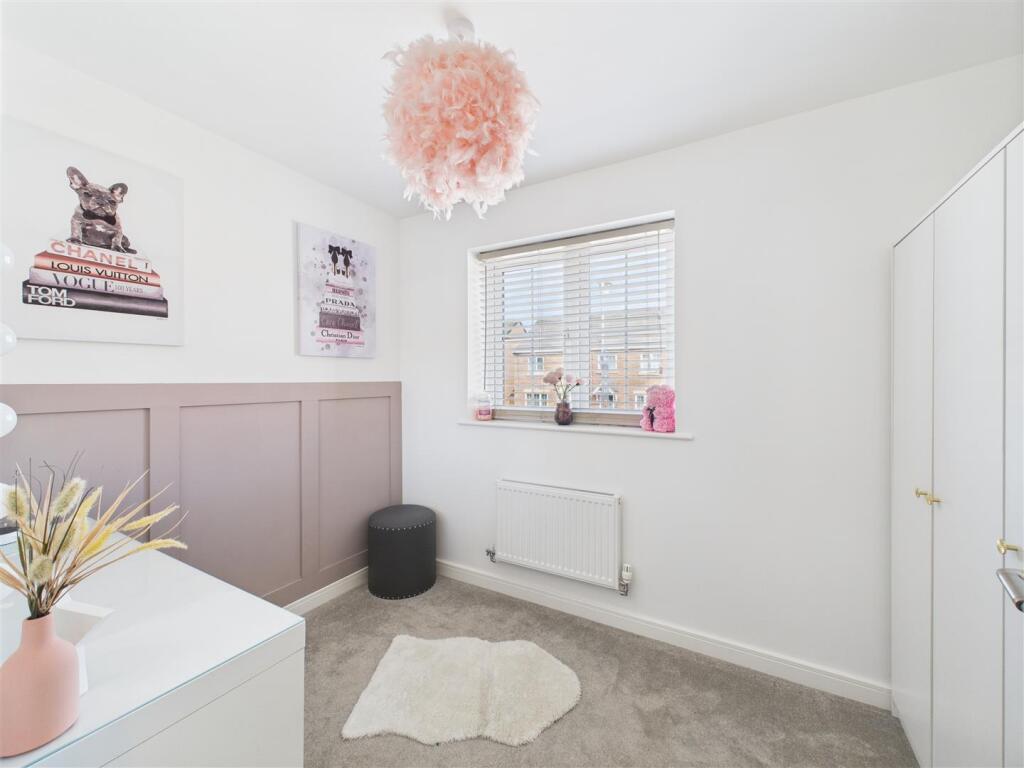 BEDROOM 3