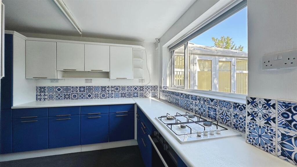 cd119263--4CE7-9DC3-24701B81308C-37016-00000BA8B69