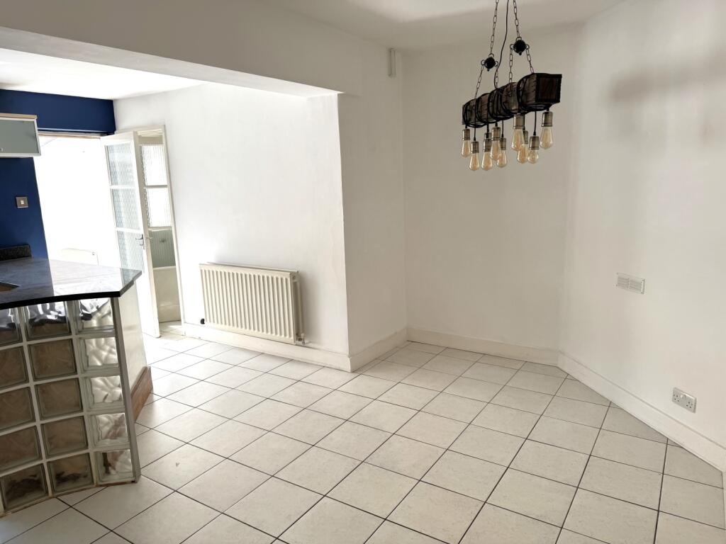 Kitchen (3)