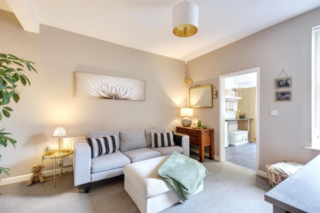 Sitting Room/Lounge