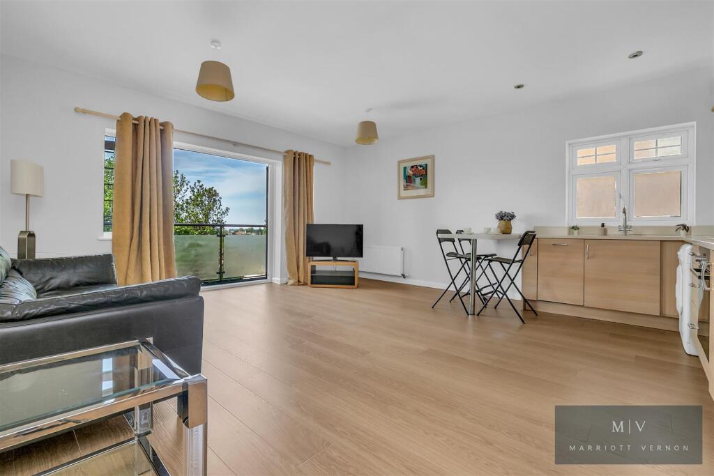 Eva Court 8 MV-9.jpg