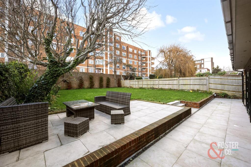 Vallance Road, 24-009.jpg