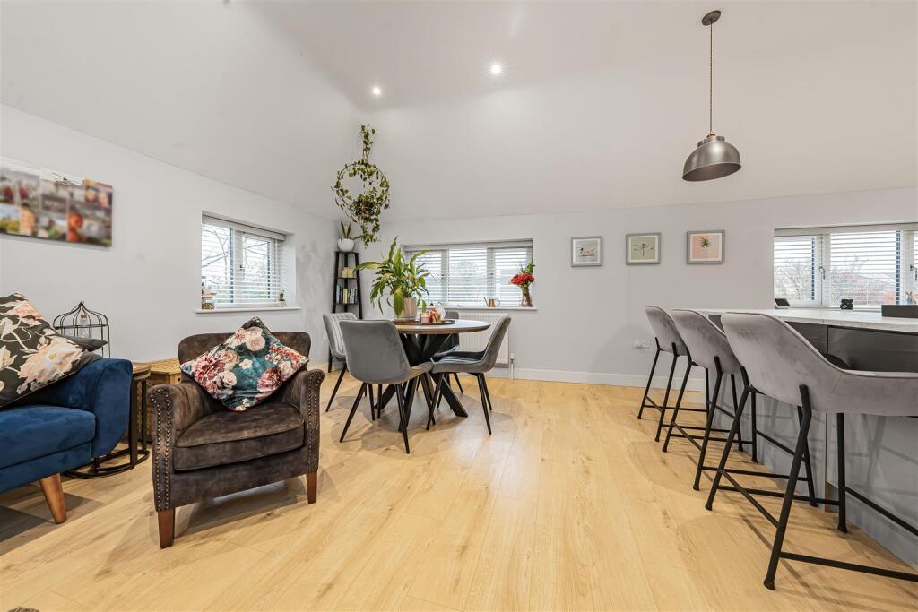 Photo Dec 04 2025, 11 53 26 AM.jpg