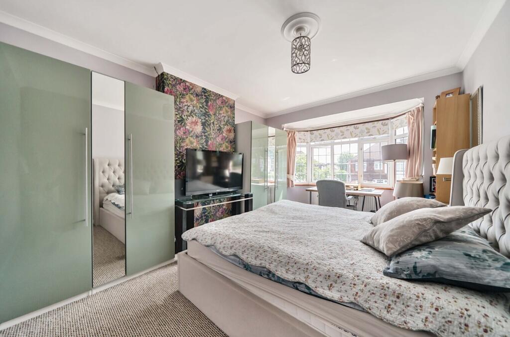 1317962-18-686591...