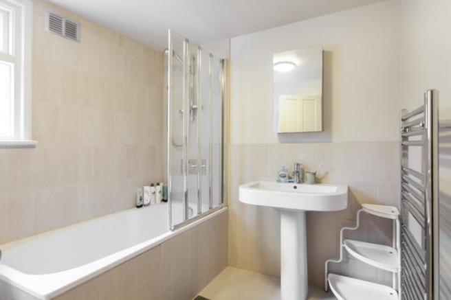 chom bath
