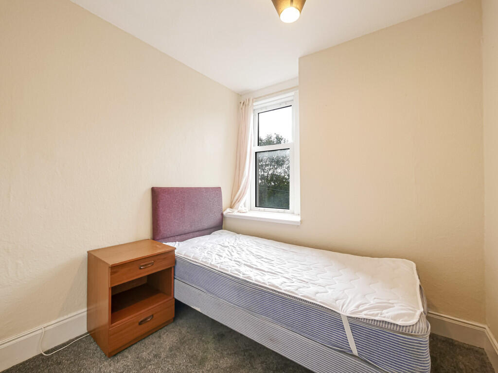 Bedroom 2-1