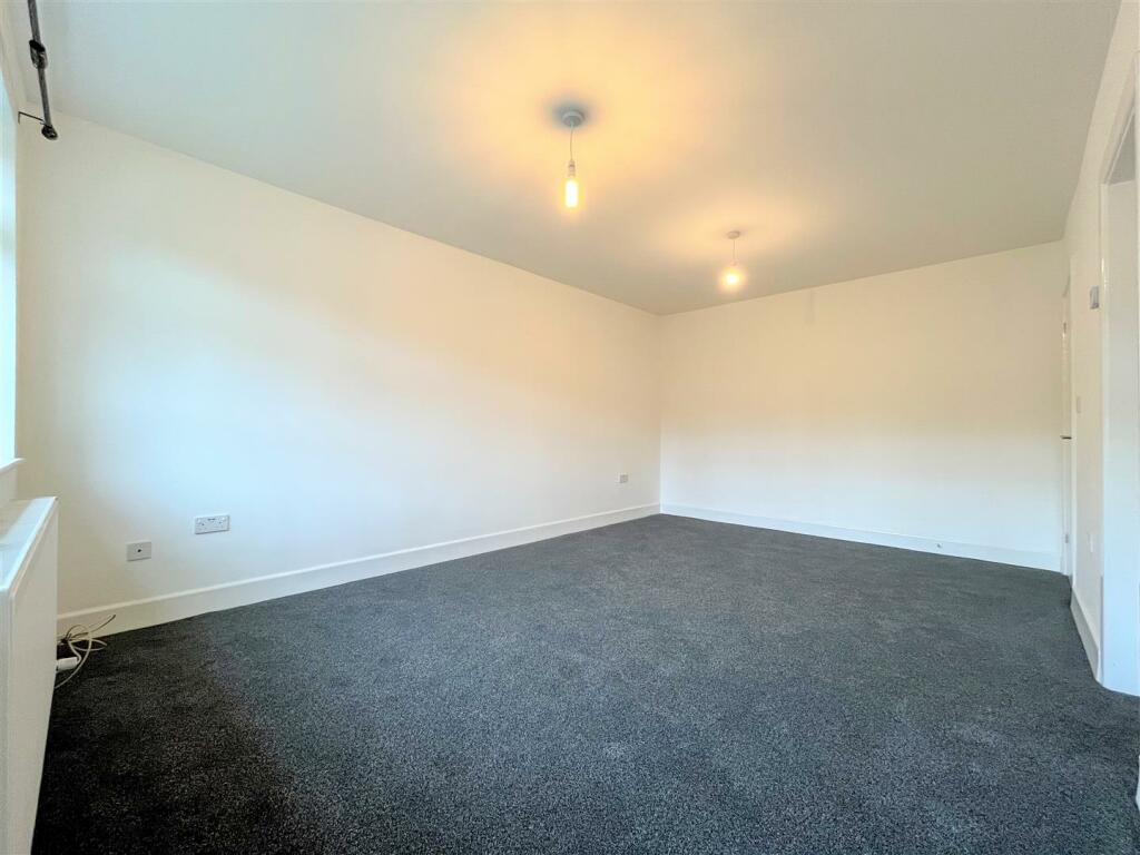 Living Area Aspect 4