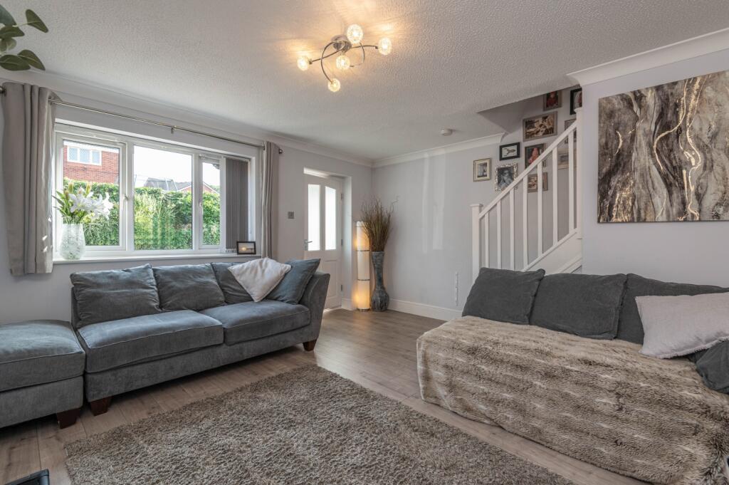 07 - 19 Marsland Court BD19 4QQ