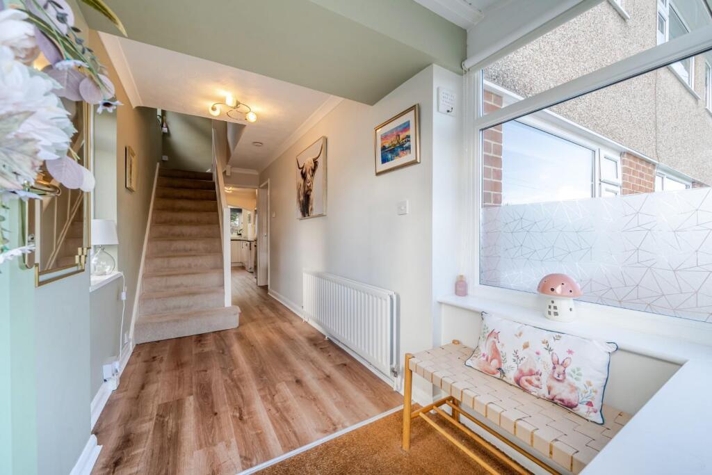 front entrance hall.JPG