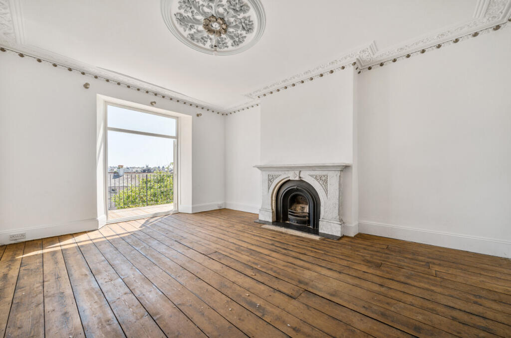 1303418-3-68504d7...