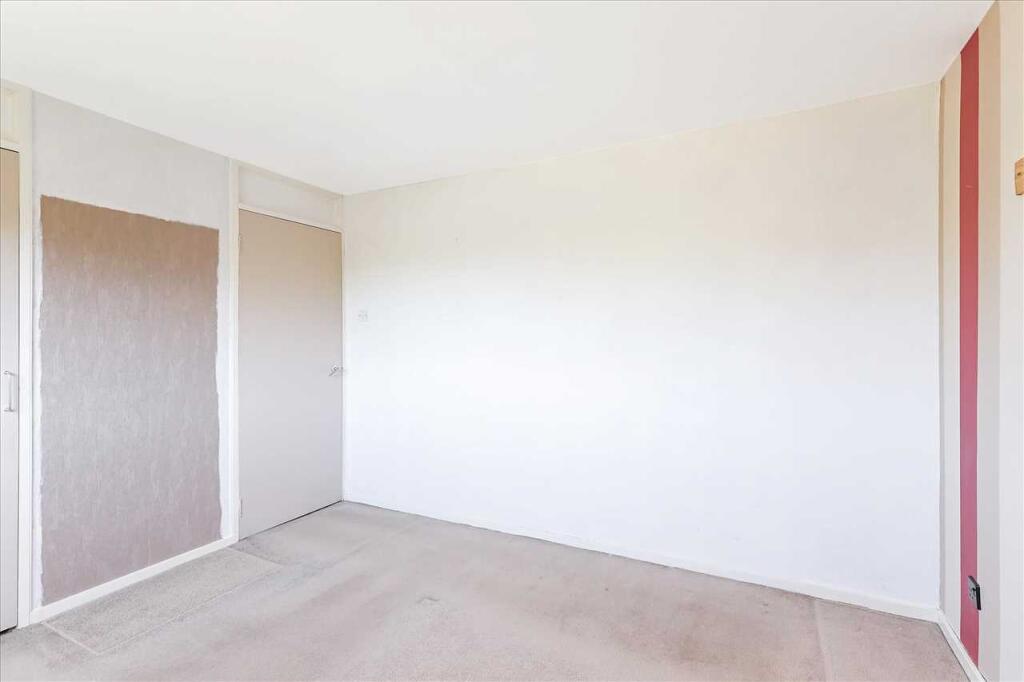 Bedroom One (3)