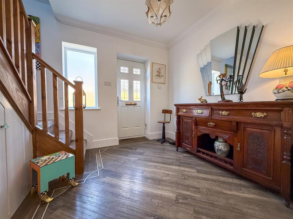ENTRANCE HALLWAY