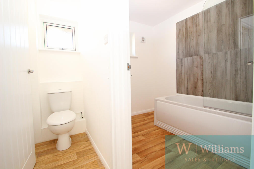 Bathrooms / WC