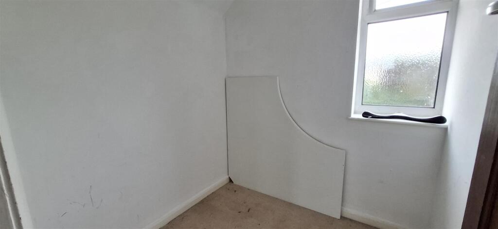 STUDY/BOX ROOM