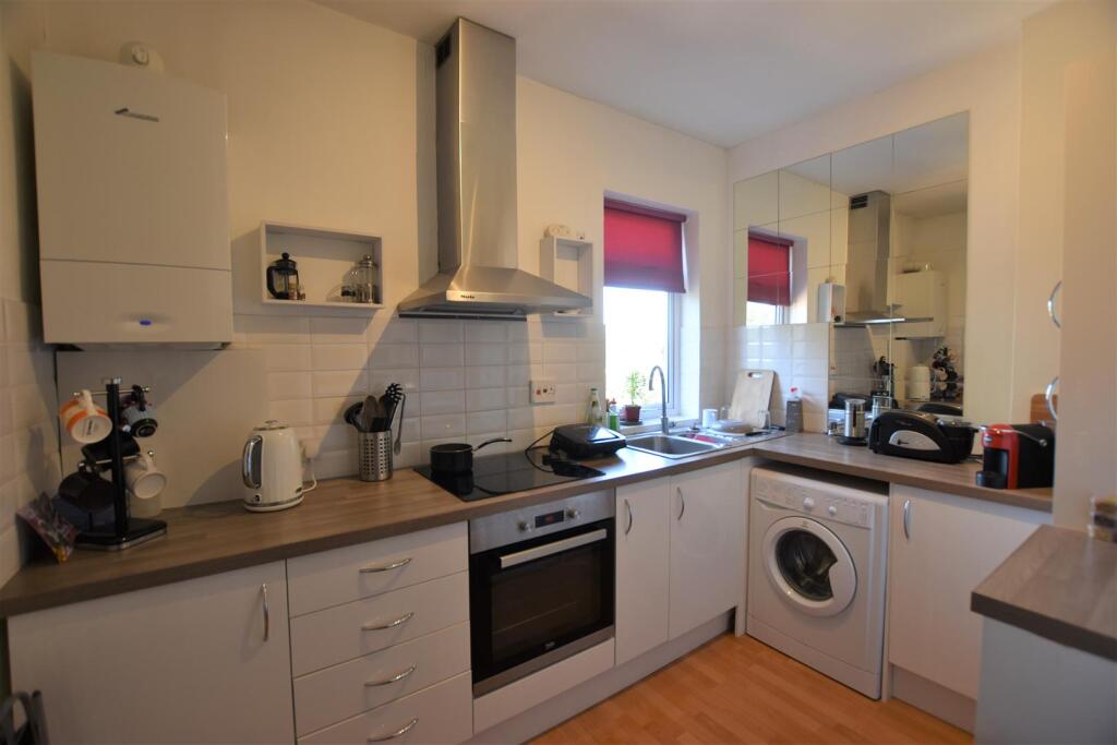 Kitchen.JPG