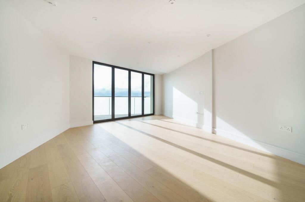 Davidson Frost-Wellings, DFW, Finchley Road, Londo