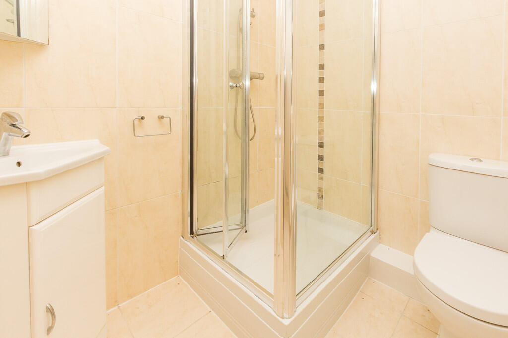 Ensuite Shower Ro...