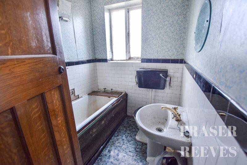 Traditional Bathroom