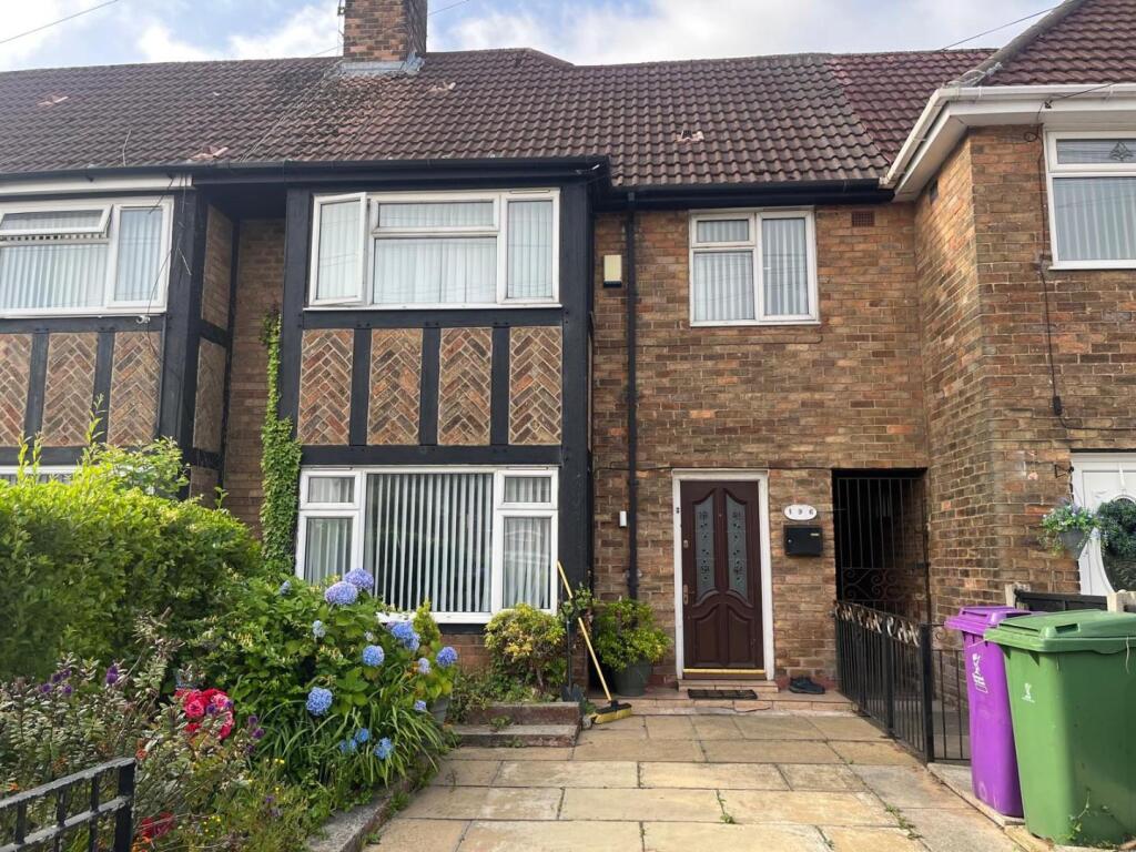 long lane extenal e.jpg