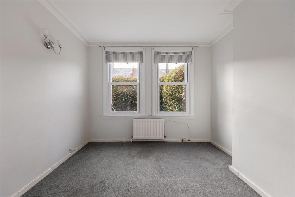 Diana Road E17