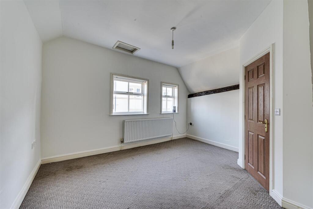 EOf80lrWMkWqRfFxPRqU0Q T202503281219.jpg