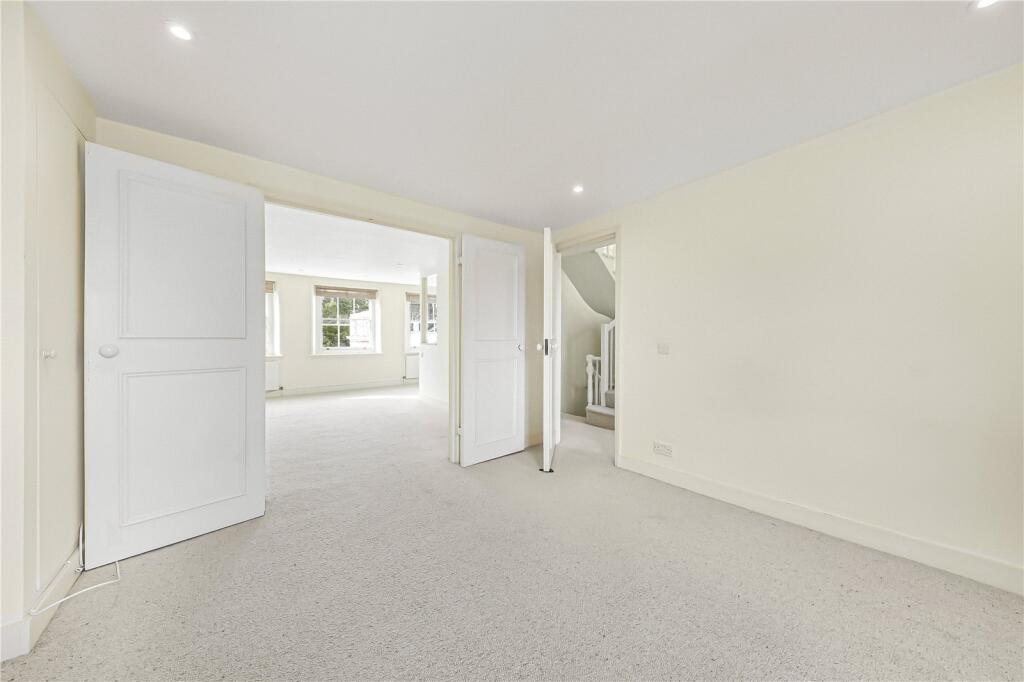 Reception/Kitchen