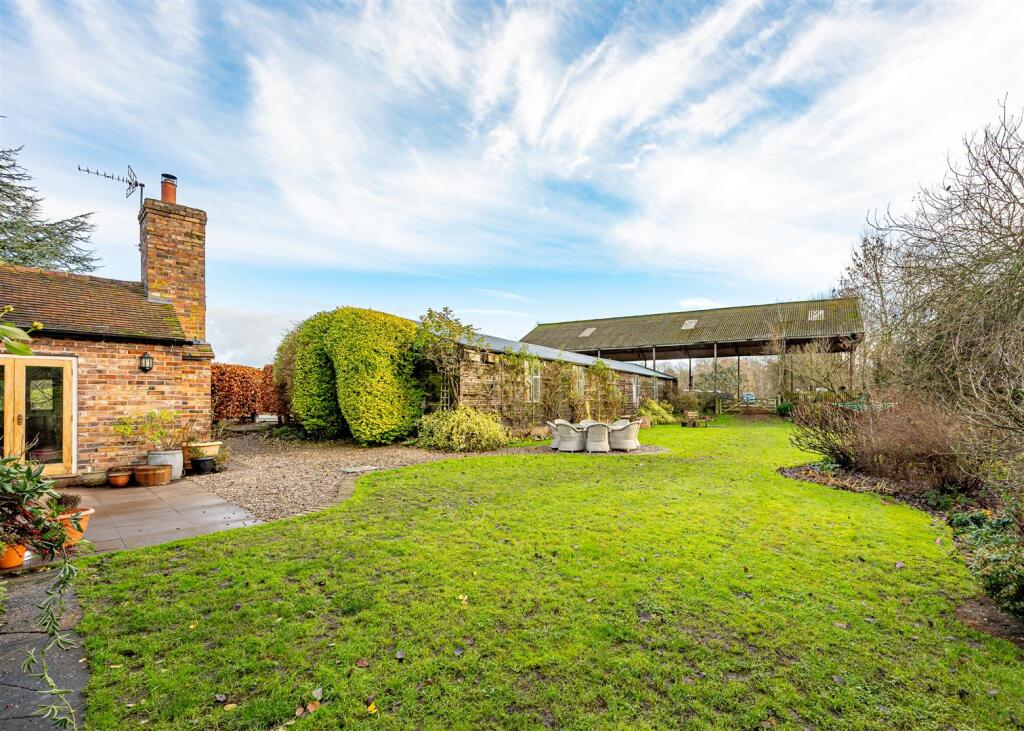 Harpsford Mill Farm-externals-05.jpg