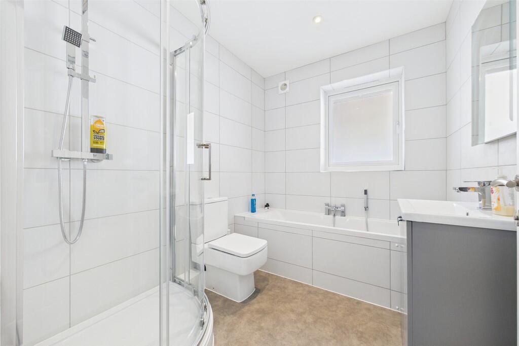 CAM01085G0-PR0554...