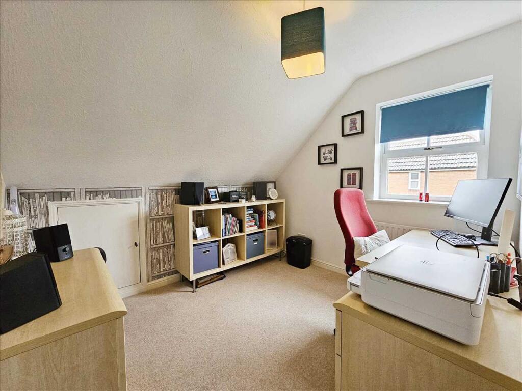 Bedroom 3: