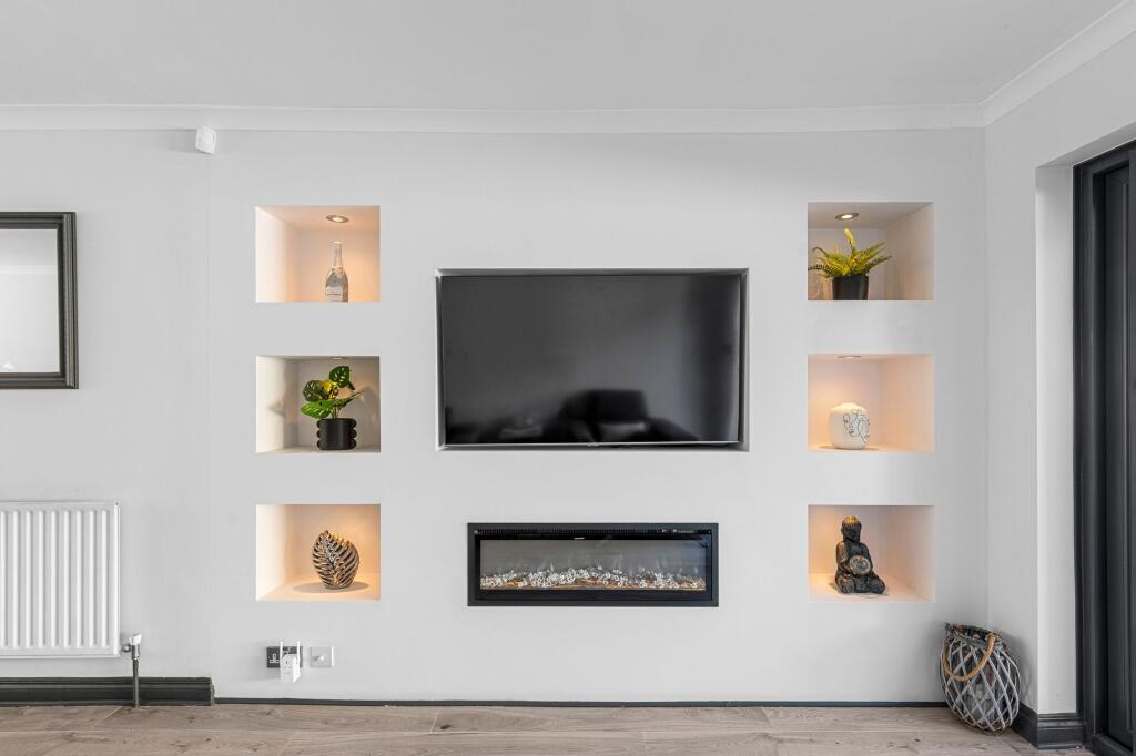 Lounge-Dining Room