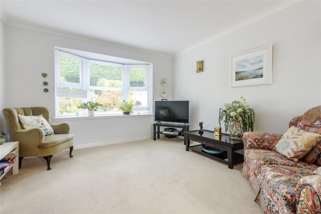 Sitting/Dining Room