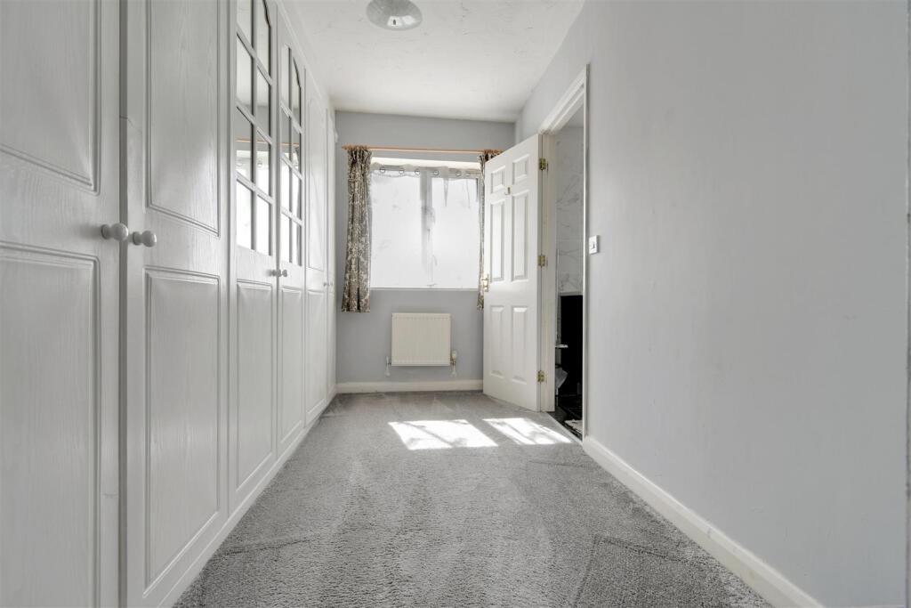 Walk in dressing room