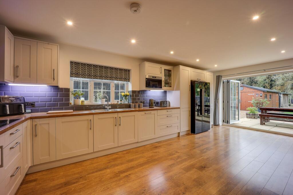 Kitchen/Diner/Lounge